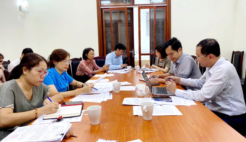 Tổ công tác của Bộ Tư pháp tiếp tục có buổi làm việc để thảo luận về những vấn đề lớn tại Đề cương các Dự thảo Báo cáo
