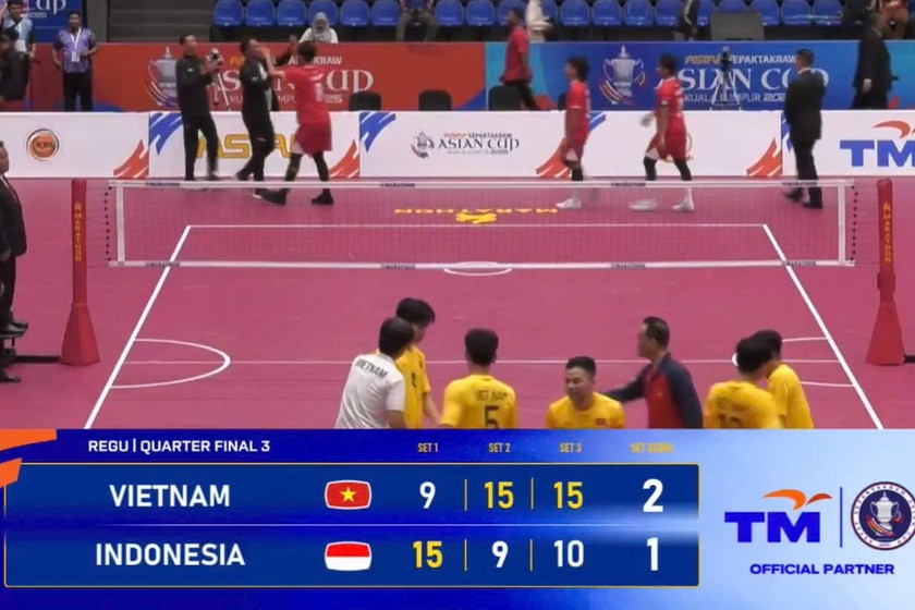 Cầu mây Việt Nam ngược dòng hạ Indonesia, giành vé vào bán kết nội dung 3 nam Malaysia Cup 2025