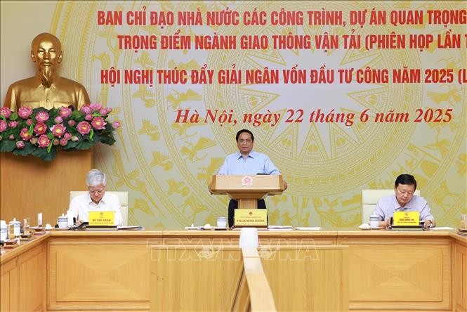 Thủ tướng Phạm Minh Chính chủ trì Phiên họp. Ảnh: Dương Giang/TTXVN