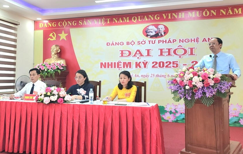 ông Bùi Thanh An, uỷ viên Ban thường vụ Tỉnh uỷ, Phó bí thư Thường trực Đảng uỷ, Phó chủ tịch Thường trực UBND tỉnh Nghệ An đánh giá cao sự lãnh đạo của Ban Chấp hành Đảng bộ Sở Tư pháp
