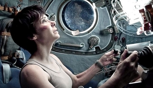 Sandra Bullock trong bộ phim “Gravity”