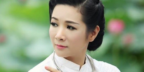 Thanh Thanh Hiền: Rộn ràng chờ Xuân lên xe hoa