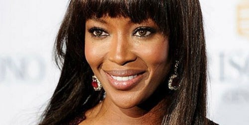 Tấn công paparazzi, siêu mẫu Naomi Campbell lãnh 6 tháng tù treo