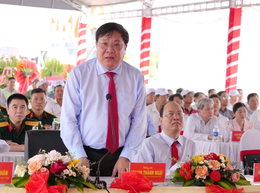 Ông Phạm Thành Ngại - Phó Bí thư Tỉnh ủy, Chủ tịch UBND tỉnh Cà Mau phát biểu tại buổi lễ.
