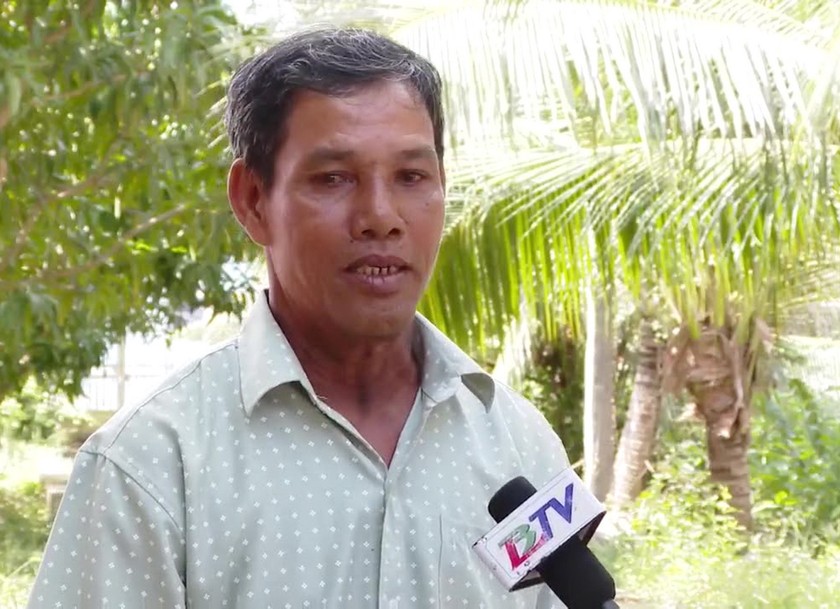 Ông Sơn Rây (ngụ ấp Ninh Thạnh Đông, xã Ninh Thạnh Lợi, huyện Hồng Dân) chia sẻ, người dân tộc thiểu số, người già neo đơn, người khuyết tật… được Nhà nước hỗ trợ pháp lý là điều rất đáng quý và đúng với mong mỏi của bà con. Ông Sơn Rây (ngụ ấp Ninh Thạnh Đông, xã Ninh Thạnh Lợi, huyện Hồng Dân) chia sẻ, người dân tộc thiểu số, người già neo đơn, người khuyết tật… được Nhà nước hỗ trợ pháp lý là điều rất đáng quý và đúng với mong mỏi của bà con.