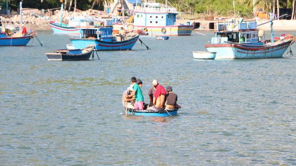 Theo Ban An toàn giao thông tỉnh Ninh Thuận, khu vực Vĩnh Hy và Bãi Kinh còn nhiều bất cập có nguy cơ, tiềm ẩn xảy ra tai nạn giao thông đường thủy nội địa - Ảnh: DUY NGỌC