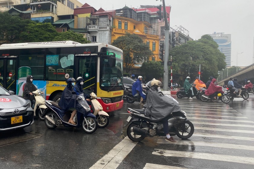 Khu vực Hà Nội có mưa, mưa rào, trời rét hại. Ảnh minh họa: Ngọc Nga