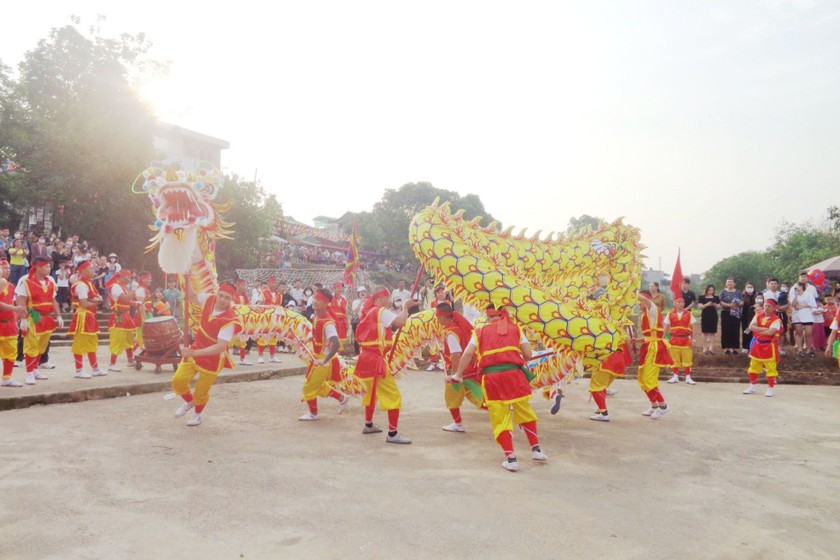 Múa rồng đã trở thành nét văn hóa độc đáo trong dịp Tết đến, Xuân về. 