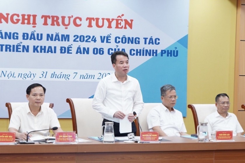 Tổng Giám đốc BHXH Việt Nam Nguyễn Thế Mạnh, Trưởng Ban Chỉ đạo chuyển đổi số Ngành BHXH Việt Nam, chủ trì Hội nghị trực tuyến sơ kết 6 tháng đầu năm 2024 về công tác chuyển đổi số, triển khai Đề án 06 của Chính phủ.