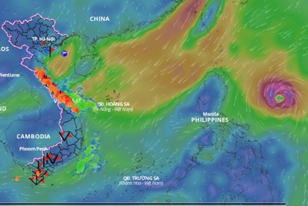 Cơn bão Yinxing hiện đang cách miền Trung của Philippines khoảng 590km. Ảnh: VNDMS