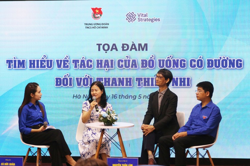 Tọa đàm “Tìm hiểu về tác hại của đồ uống có đường đối với thanh thiếu nhi hiện nay”.