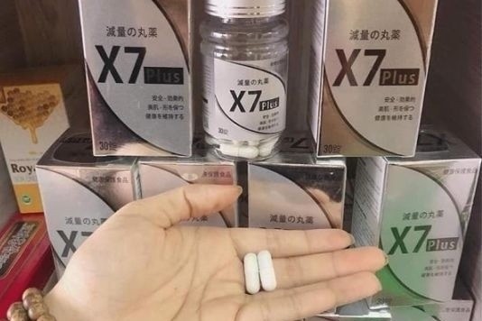 Sản phẩm giảm cân của Ngân 98 bán trên mạng. Ảnh chụp màn hình.