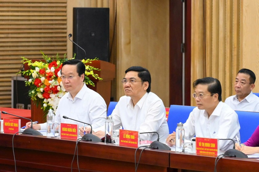 Ban Thường vụ Tỉnh ủy Nghệ An lắng nghe chỉ đạo của Tổng Bí thư Tô Lâm. Ảnh: Thành Cường