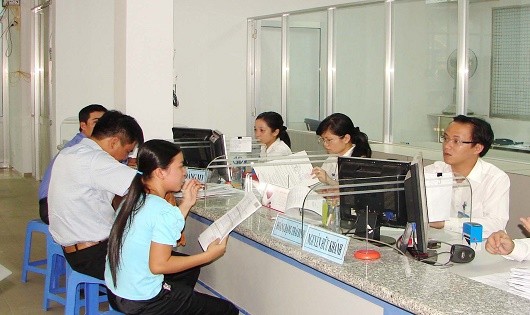 Cơ quan thuế đã thực hiện nhiều cải cách tích cực, được đánh giá cao. (Ảnh: thực hiện thủ tục thuế tại Chi cục thuế quận Gò Vấp. TP HCM)