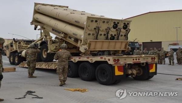 Một bệ phóng của hệ thống phòng thủ tên lửa tiên tiến của Hoa Kỳ có tên THAAD. Ảnh: Yonhap