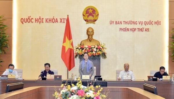 Phiên họp thứ 45 của Ủy ban Thường vụ Quốc hội được chia thành 2 đợt.