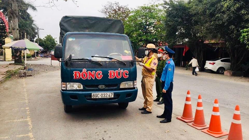 Hải Phòng tăng cường kiểm soát người và phương tiện vận chuyển hàng hoá từ các tỉnh ngoài về Hải Phòng.