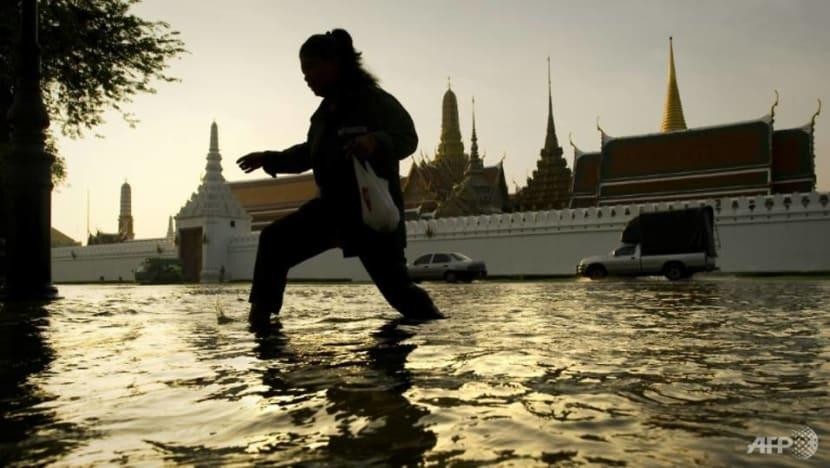 Một đường phố bị ngập ở Bangkok (Thái Lan). Ảnh: AFP