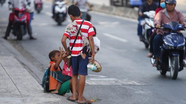 Thủ tướng Chính phủ Phạm Minh Chính đã ký ban hành Công điện về thu dung, thực hiện chính sách an sinh xã hội đối với người "lang thang, cơ nhỡ". Ảnh minh họa: Báo Tin tức