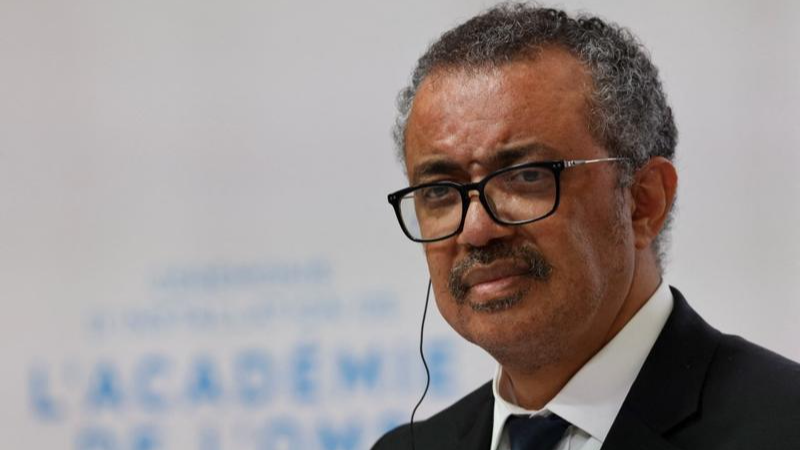 Tổng Giám đốc WHO Tedros Adhanom Ghebreyesus có bài phát biểu trong buổi lễ đánh dấu việc khởi công xây dựng Học viện Tổ chức Y tế Thế giới ở Lyon, miền đông nước Pháp ngày 27/9/2021. Ảnh: AFP