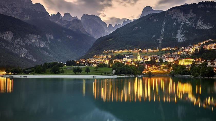 Dolomiti Paganella - Hồ Molveno. Ảnh: visittrentino.info