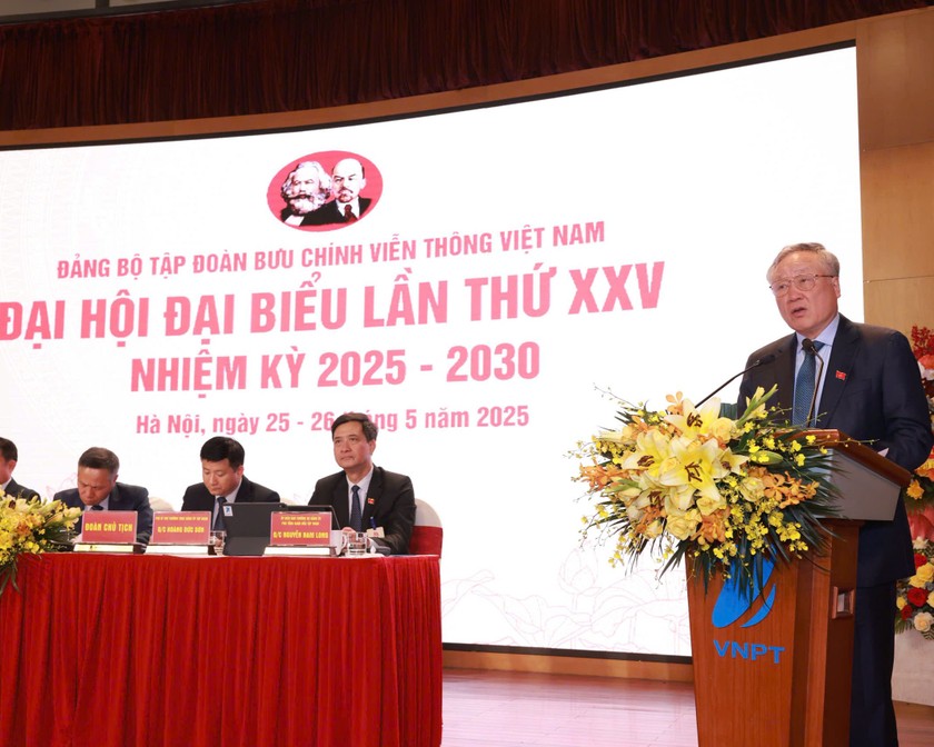 Phó Thủ tướng Thường trực Nguyễn Hòa Bình phát biểu chỉ đạo Đại hội Đại biểu Đảng bộ Tập đoàn VNPT lần thứ XXV.