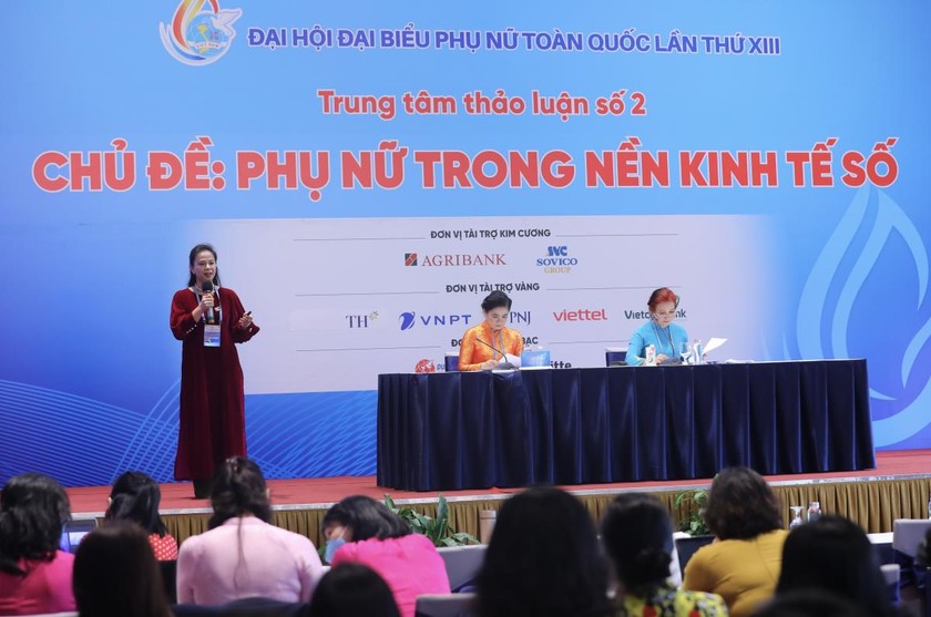 Chủ đề “Phụ nữ trong nền kinh tế số” được thảo luận tại Đại hội đại biểu phụ nữ toàn quốc lần thứ XIII. (Ảnh minh họa - Thúy Hạnh/Báo BP)