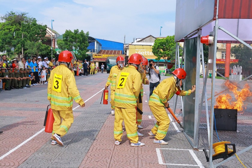 Hội thi Tổ liên gia an toàn PCCC tỉnh Quảng Trị.