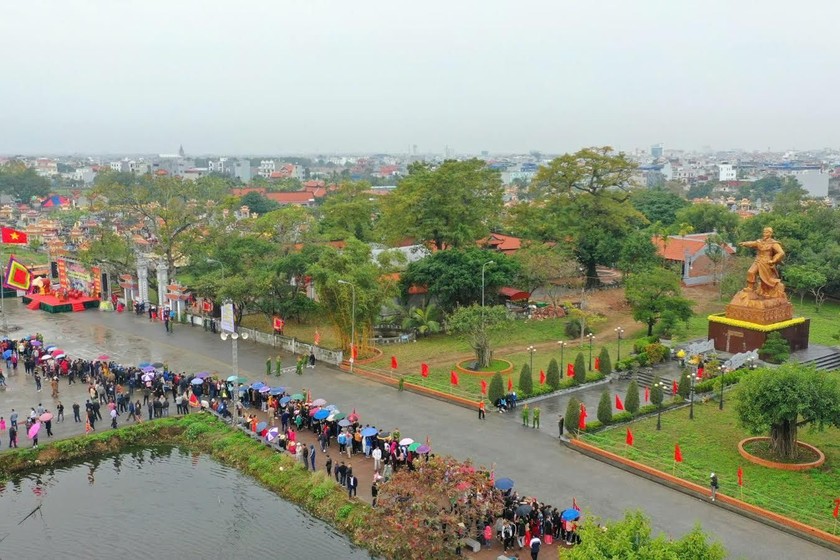 Từ Lương Xâm - nơi người Anh hùng dân tộc Ngô Quyền đặt đại bản doanh trong cuộc chiến đấu chống quân xâm lược Nam Hán trên dòng sông Bạch Đằng lịch sử. 