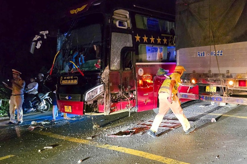 Hiện trường 1 vụ tai nạn giao thông xảy ra trong ngày tại Lâm Đồng (Ảnh: VnExpress)