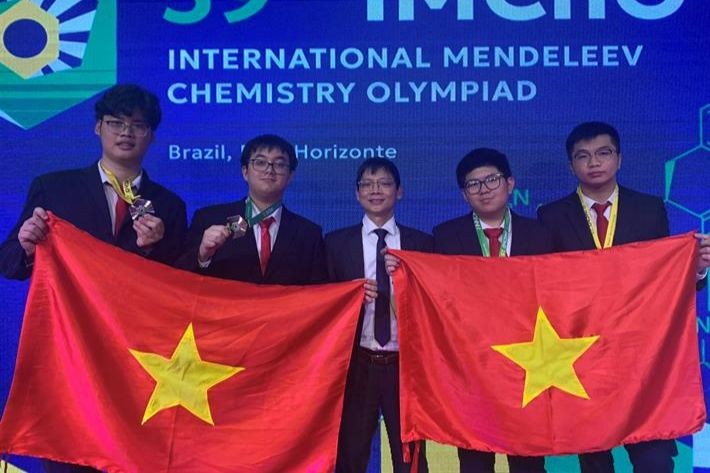 Đoàn học sinh Việt Nam tham dự Kỳ thi Olympic Hóa học Quốc tế Mendeleev lần thứ 59.