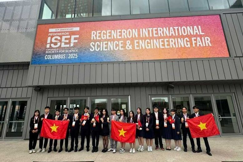 Đoàn học sinh Việt Nam lập kỳ tích tại Hội thi Khoa học kỹ thuật quốc tế ISEF 2025.