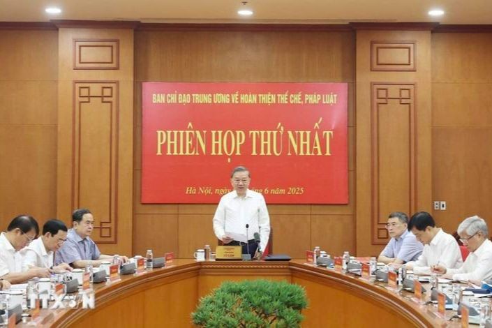 Tổng Bí thư Tô Lâm, Trưởng Ban Chỉ đạo Trung ương về hoàn thiện thể chế, pháp luật chủ trì phiên họp thứ nhất của Ban Chỉ đạo - Ảnh: TTXVN