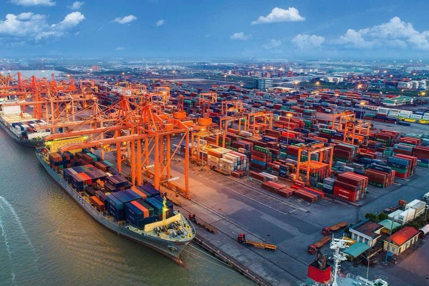 Một góc cảng nước sâu Cái Mép - Thị Vải. 