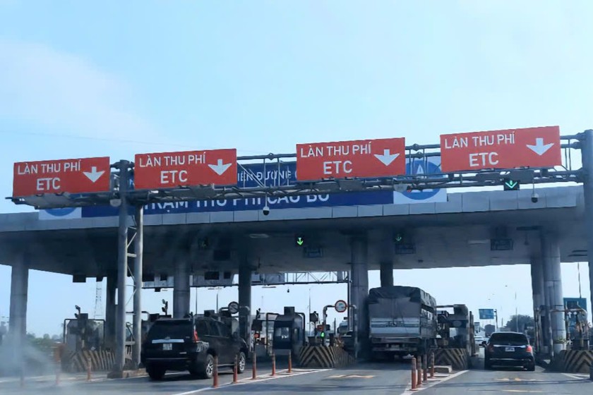 Trước 01/10, hoàn thành chuyển đổi tài khoản thu phí phương tiện sang tài khoản giao thông. (Ảnh: Nguyễn Tuấn) 