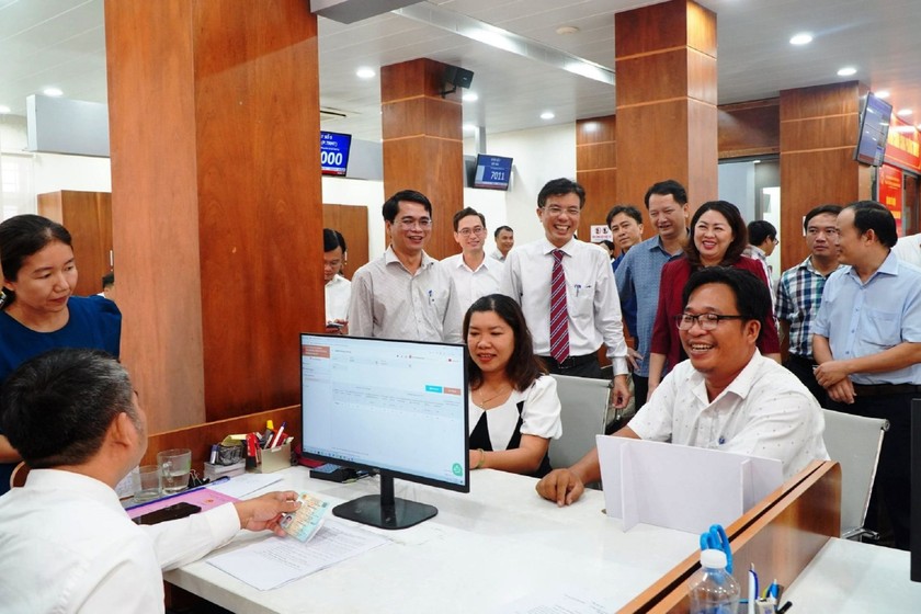 Vận hành thử nghiệm TTPVHCC phường Tam Kỳ mới. (Ảnh: Anh Huy) 