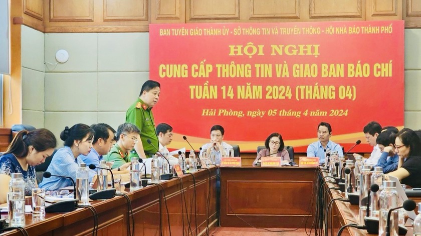 Hội nghị cung cấp thông tin và giao ban báo chí tháng 4.