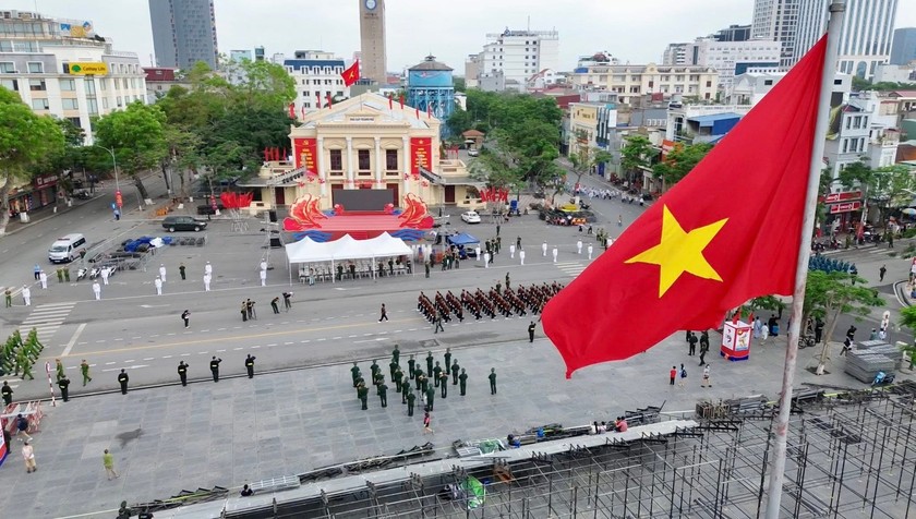 Các ngày 11/5 và13/5, Hải Phòng cấm phương tiện ra vào tại một số tuyến phố nhằm đảm bảo an ninh thông suốt phục vụ lễ kỷ niệm 70 năm Ngày giải phóng Hải Phòng và Lễ hội Hoa Phượng Đỏ.