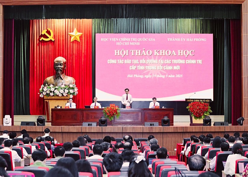 Hội thảo khoa học công tác đào tạo, bồi dưỡng các trường chính trị cấp tỉnh trong bối cảnh mới.