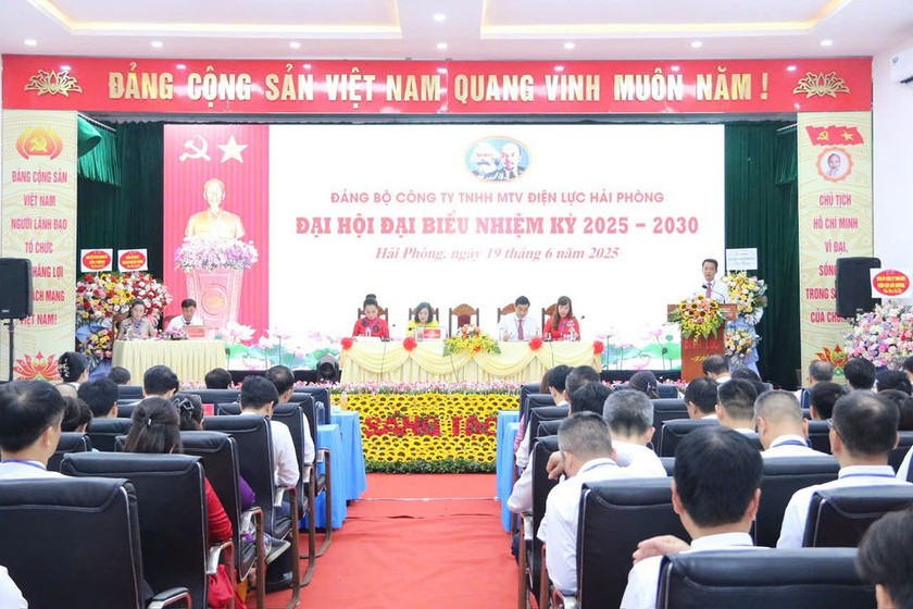 Quang cảnh đại hội.