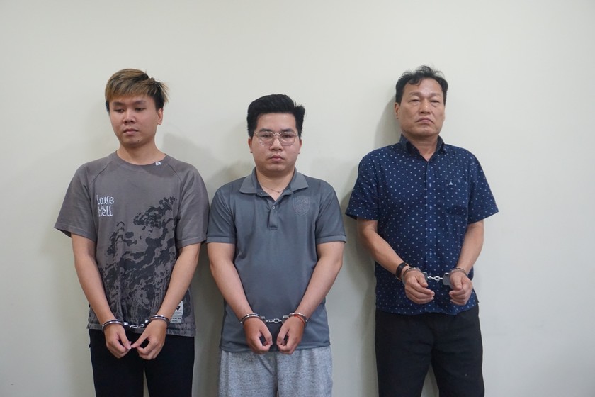 Từ trái qua: Nguyễn Hoàng Tân, Nguyễn Đức Minh, Lê Văn Cần. (Ảnh: CACC) 