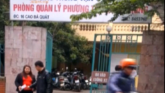 “Cò” bằng lái xe tung hoành tại các quán cà phê