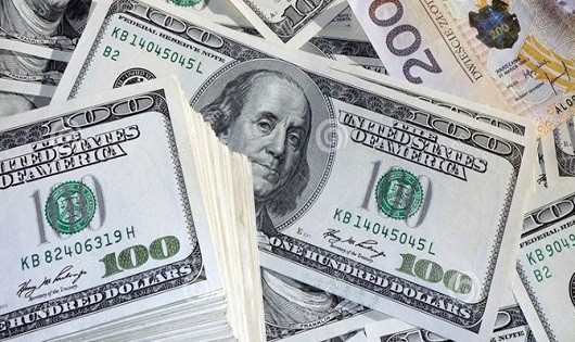 Ngoại tệ giảm trước thất vọng của số liệu kinh tế Mỹ