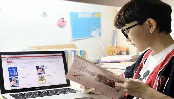 Học sinh lớp 10 học từ xa bằng giải pháp VNPT E-Learning