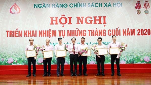 Kịp thời hỗ trợ hộ nghèo và các đối tượng chính sách ổn định đời sống, sản xuất kinh doanh