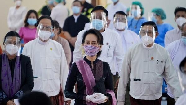 Nhà lãnh đạo Myanmar Aung San Suu Kyi cùng nhiều quan chức bị bắt. (Nguồn: Getty Images)