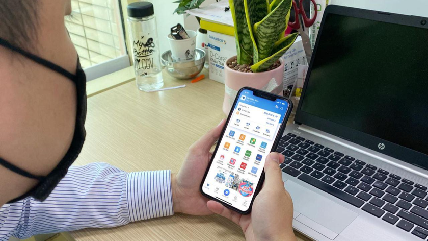 Mobile Money tích hợp vào ứng dụng VNPT Pay.