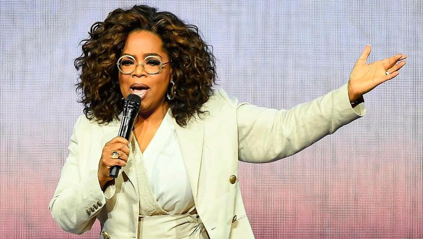 Nữ hoàng truyền hình Oprah Winfrey.