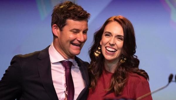 Bà Jacinda  Ardern (40 tuổi) bắt đầu hẹn hò với ông Gayford (44 tuổi) từ dịp lễ Phục sinh năm 2019.