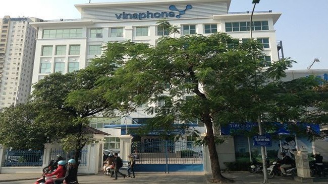 Thuê bao Vinaphone mất sóng, nhà mạng trả lời không rõ nguyên nhân 